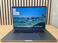 Apple - macbook pro - i7 / 16gb / 512gb / 16'' laptop