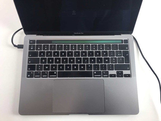 Apple - macbook pro 13.3”, m2, 8 gb ram, 512 gb hdd laptop - afbeelding 4 van  7