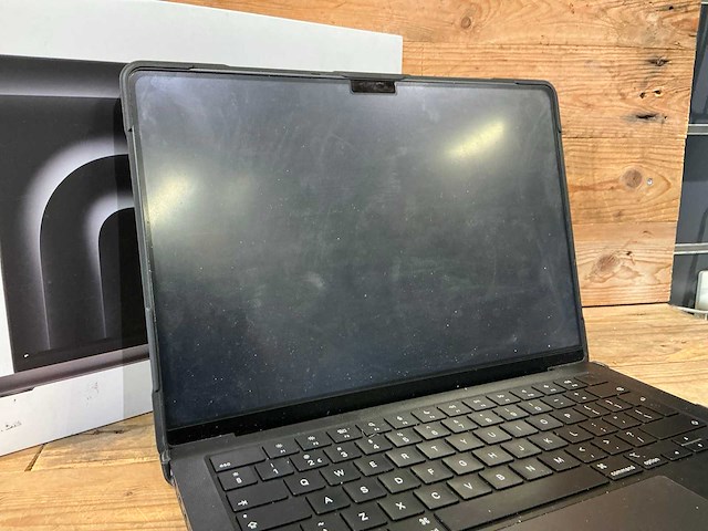 Apple - macbook pro 14'' (m3 pro, 2023) - laptop - afbeelding 2 van  11