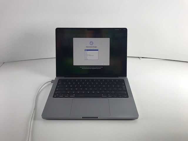 Apple - macbook pro 14.2”, m1, 16 gb ram, 512 gb internal memory laptop - afbeelding 1 van  7