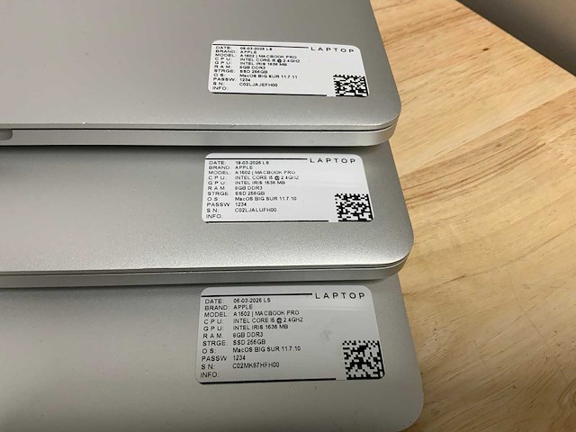Apple - macbook pro a1502 - laptop (3x) - afbeelding 2 van  7