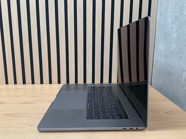 Apple - macbook pro a1707 i7 - laptop - afbeelding 3 van  7