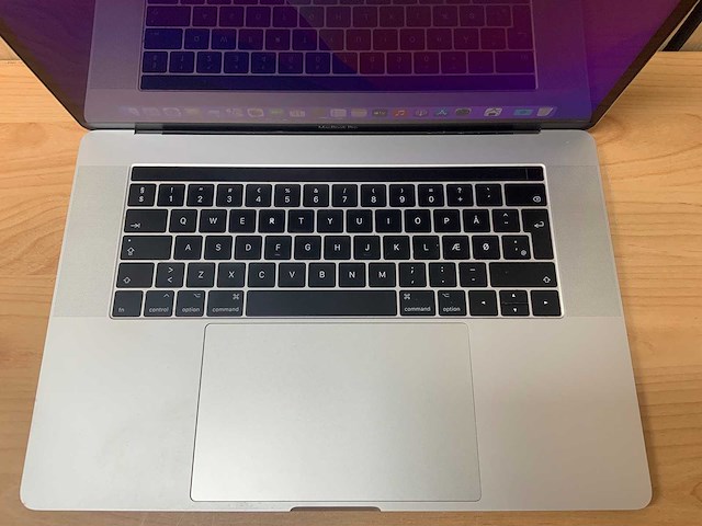 Apple - macbook pro a1707 i7 - laptop - afbeelding 4 van  7
