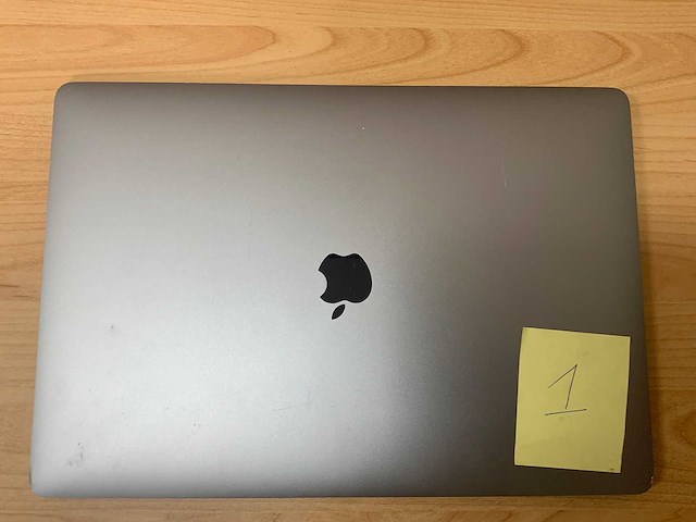 Apple - macbook pro a1990 i9 - laptop - afbeelding 6 van  6