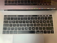 Apple - macbook pro a1990 i9 - laptop - afbeelding 5 van  7