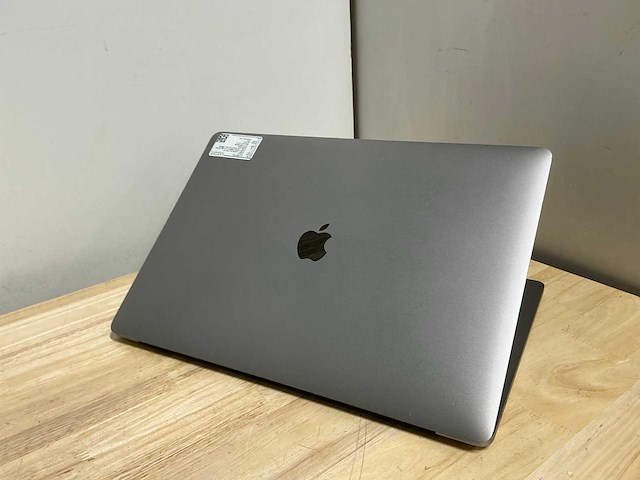 Apple - macbook pro a1990(i9) - laptop - afbeelding 4 van  6