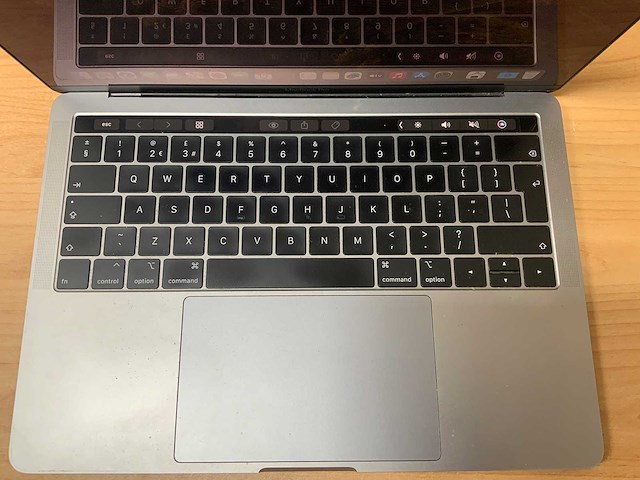 Apple - macbook pro a2159 i5 - laptop - afbeelding 4 van  7