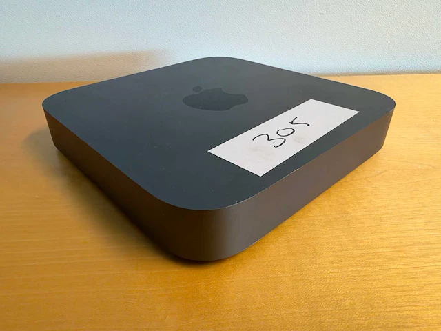 Apple - macmini8,1 - desktop - afbeelding 1 van  3