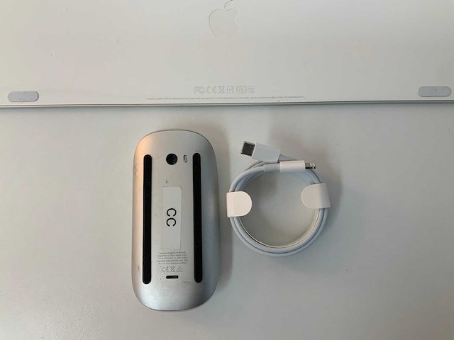 Apple - magic qwerty keyboard with numeric keypad & magic mouse - afbeelding 2 van  2
