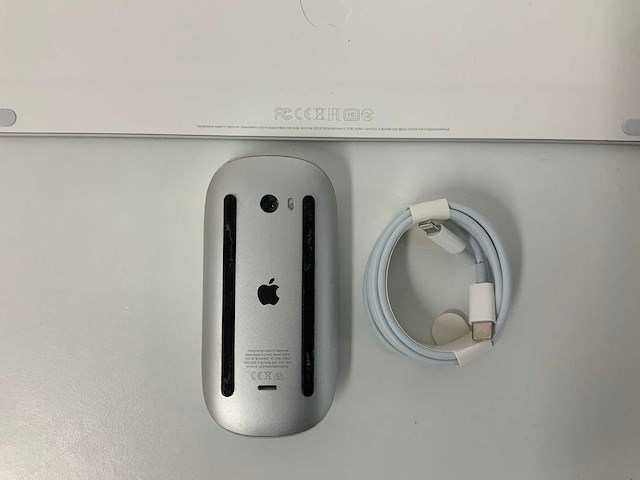 Apple - magic qwerty keyboard with numeric keypad & magic mouse - afbeelding 2 van  2