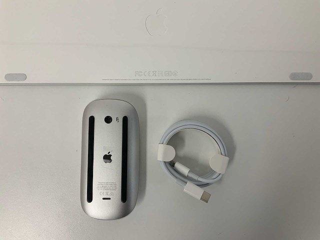 Apple - magic qwerty keyboard with numeric keypad & magic mouse - afbeelding 2 van  2