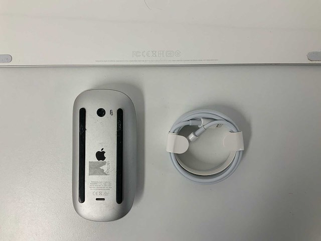 Apple - magic qwerty keyboard with numeric keypad & magic mouse - afbeelding 2 van  2