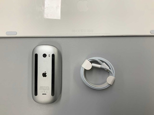Apple - magic qwerty keyboard with numeric keypad & magic mouse - afbeelding 2 van  2