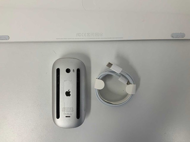 Apple - magic qwertz(duits) keyboard with numeric keypad & magic mouse - afbeelding 2 van  2