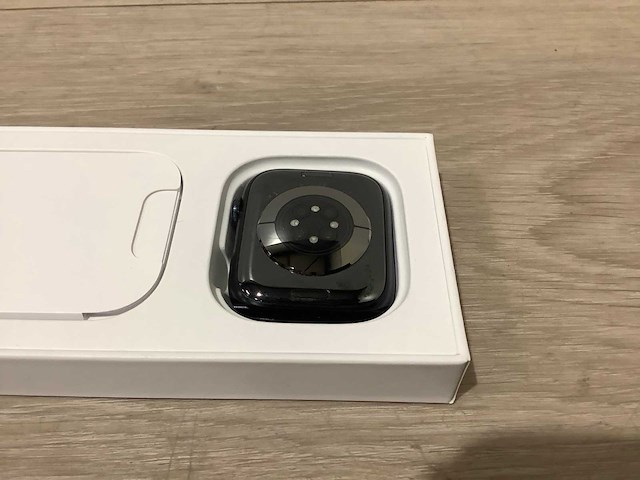 Apple - series 7 - smartwatch gps midnight aluminium - afbeelding 6 van  8