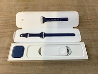 Apple - series 7- smartwatch gps blue aluminium - afbeelding 4 van  7