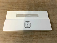 Apple - series 7- smartwatch gps starlight aluminium - afbeelding 3 van  7