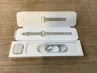 Apple - series 7- smartwatch gps starlight aluminium - afbeelding 4 van  7