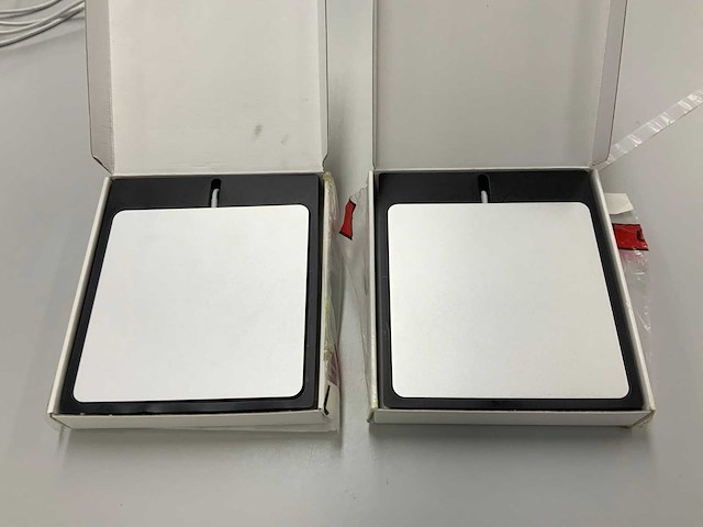 Apple - usb superdrive (2x) - afbeelding 1 van  1