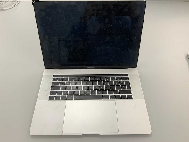 Apple 15-inch macbook pro mr962n/a laptop fmi - afbeelding 1 van  3