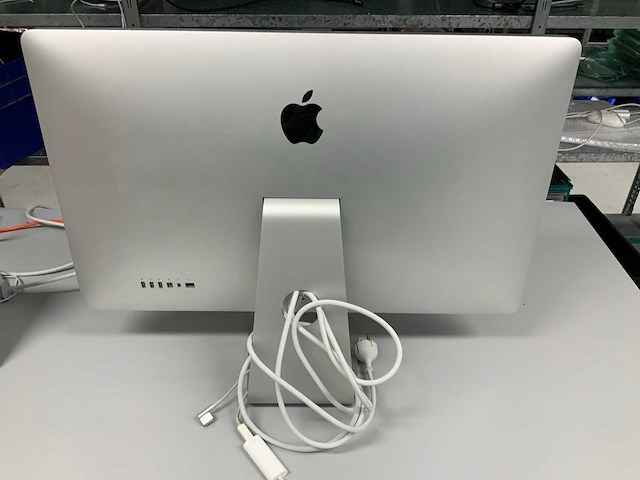 Apple 27-inch 2k thunderbolt display monitor - afbeelding 2 van  2