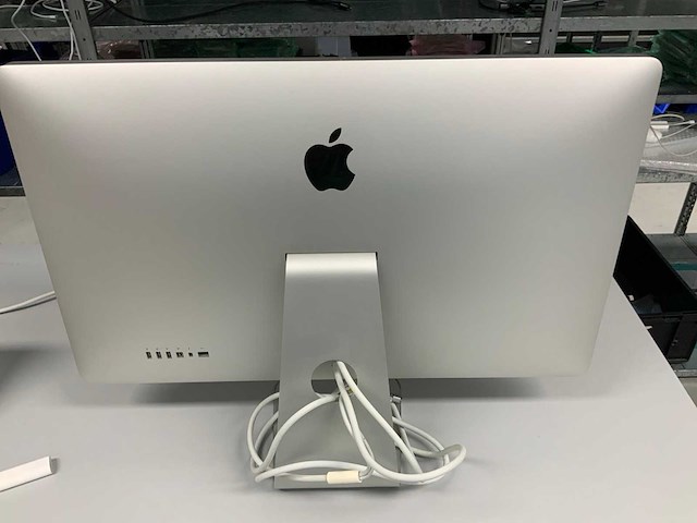Apple 27-inch 2k thunderbolt display monitor - afbeelding 2 van  2
