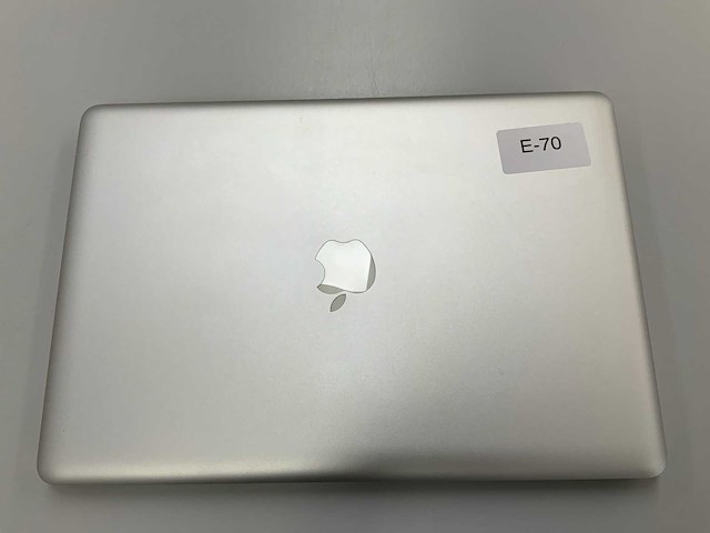 Apple a1286 15-inch macbook pro md103n/a laptop - afbeelding 1 van  2