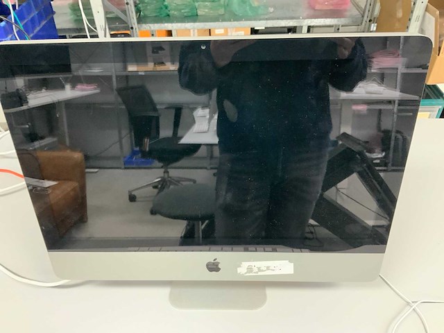Apple a1311 21.5-inch imac mc812n/a desktop - afbeelding 2 van  3