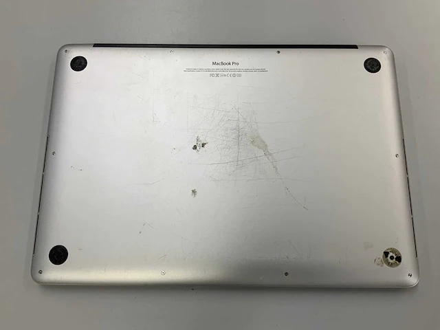 Apple a1398 15-inch macbook pro mc975ll/a laptop - afbeelding 3 van  3
