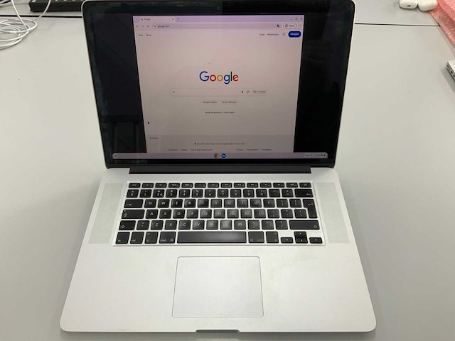 Apple a1398 15-inch macbook pro mgxa2n/a laptop - afbeelding 2 van  4
