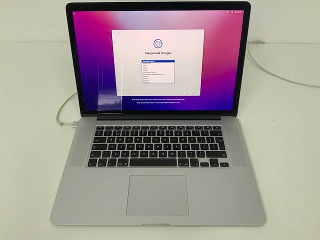 Apple a1398 15-inch macbook pro mjlq2n/a laptop - afbeelding 1 van  3