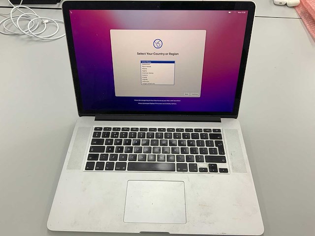 Apple a1398 15-inch macbook pro mjlq2n/a laptop - afbeelding 1 van  3