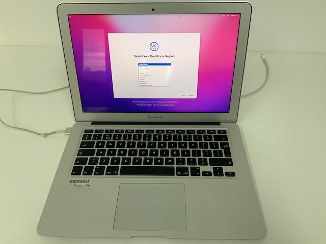 Apple a1466 13-inch macbook air laptop - afbeelding 1 van  3