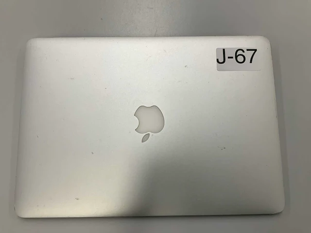 Apple a1466 13-inch macbook air md760ll/a laptop - afbeelding 2 van  3