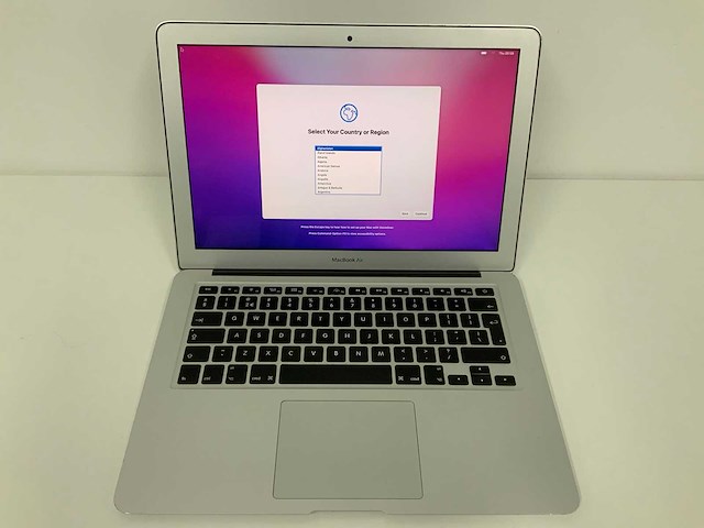 Apple a1466 13-inch macbook air mjvg2n/a laptop - afbeelding 1 van  3