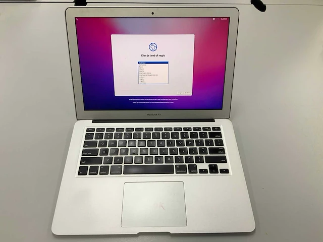 Apple a1466 13-inch macbook air mqd32ll/a laptop - afbeelding 1 van  3