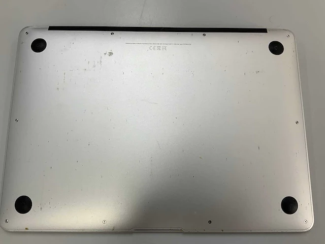 Apple a1466 13-inch macbook air mqd32ll/a laptop - afbeelding 4 van  4