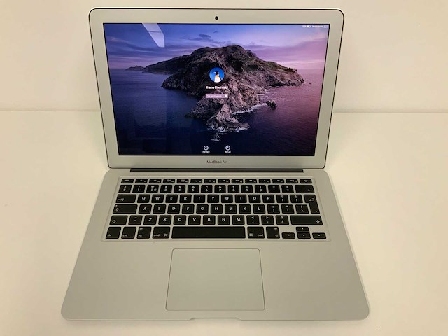 Apple a1466 13-inch macbook air mqd32n/a laptop fmi - afbeelding 1 van  3