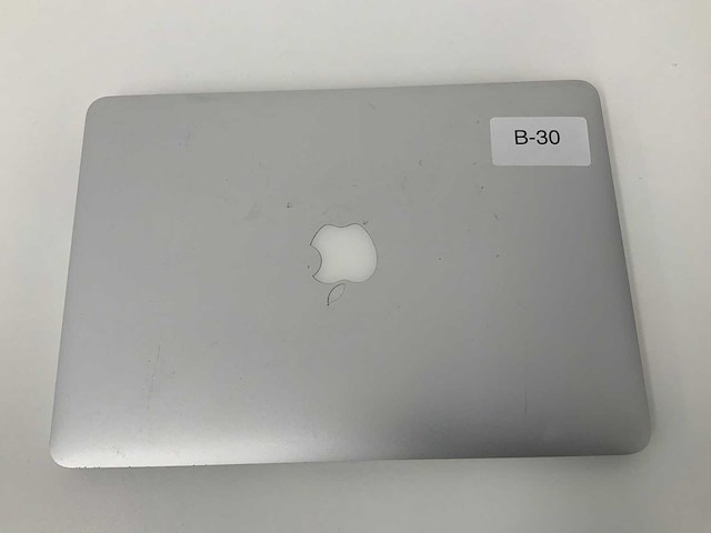 Apple a1502 13-inch macbook pro me864ll/a laptop - afbeelding 2 van  3