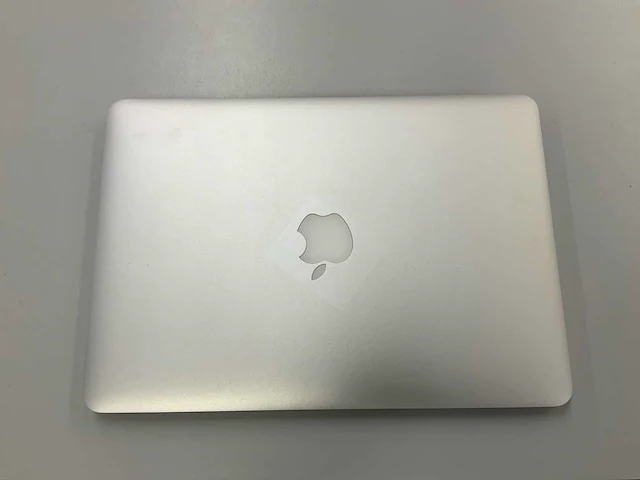 Apple a1502 13-inch macbook pro me864ll/a laptop - afbeelding 2 van  3