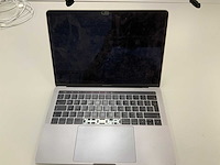 Apple a1706 13-inch macbook pro mpxv2n/a laptop - afbeelding 1 van  3