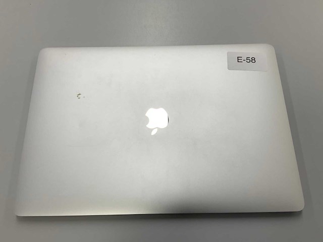 Apple a1707 15-inch macbook pro laptop - afbeelding 2 van  3