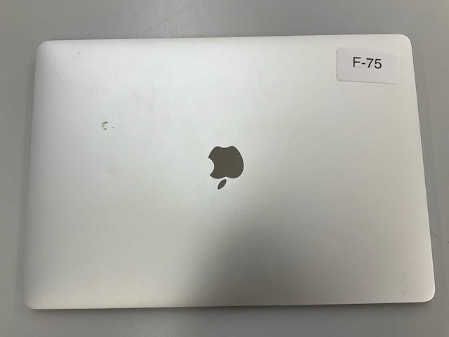 Apple a1707 15-inch macbook pro laptop - afbeelding 2 van  3