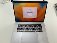 Apple a1707 15-inch macbook pro mptt2n/a laptop - afbeelding 1 van  3