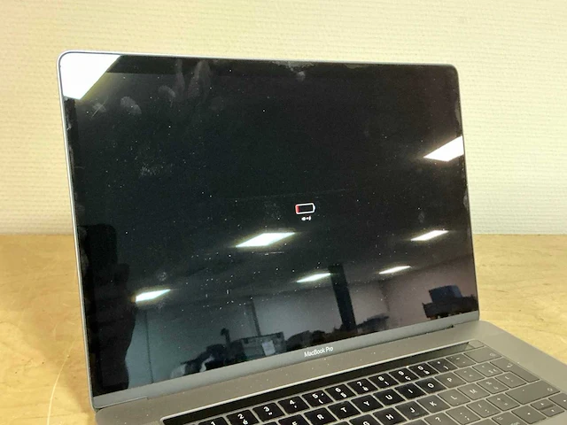 Apple a1707 i7-7700hq macbook pro - afbeelding 2 van  4