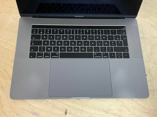 Apple a1707 i7-7700hq macbook pro - afbeelding 3 van  4