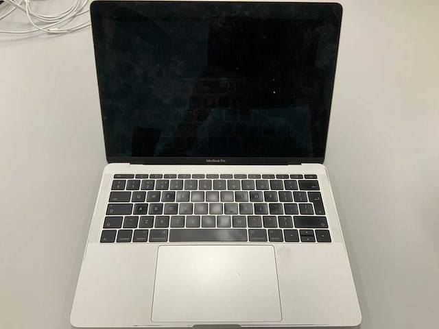 Apple a1708 13-inch macbook pro mpxq2ll/a laptop - afbeelding 1 van  3