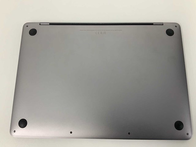 Apple a1708 13-inch macbook pro mpxq2n/a laptop - afbeelding 3 van  3