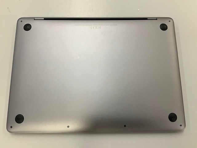 Apple a1708 13-inch macbook pro mpxq2n/a laptop - afbeelding 4 van  4
