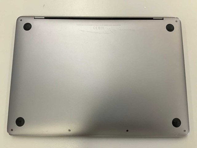 Apple a1708 13-inch macbook pro mpxq2n/a laptop - afbeelding 3 van  3